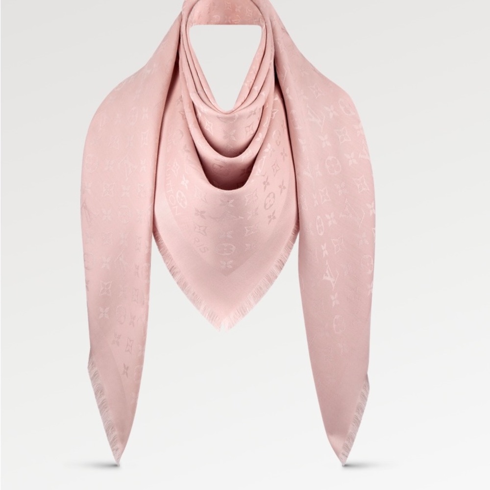 Louis Vuitton Monogram Classic Shawl